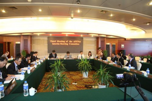  The Third Meeting of the APFNet Interim Steering Committee Convened in Kunming 2013 