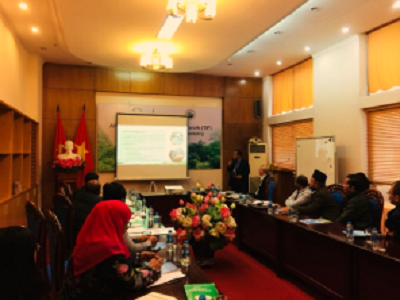 Trainers in Forestry (TIF) network study tour on community forestry co-organized by APFNet and the Vietnamese Academy of Forest Sciences (VAFS)